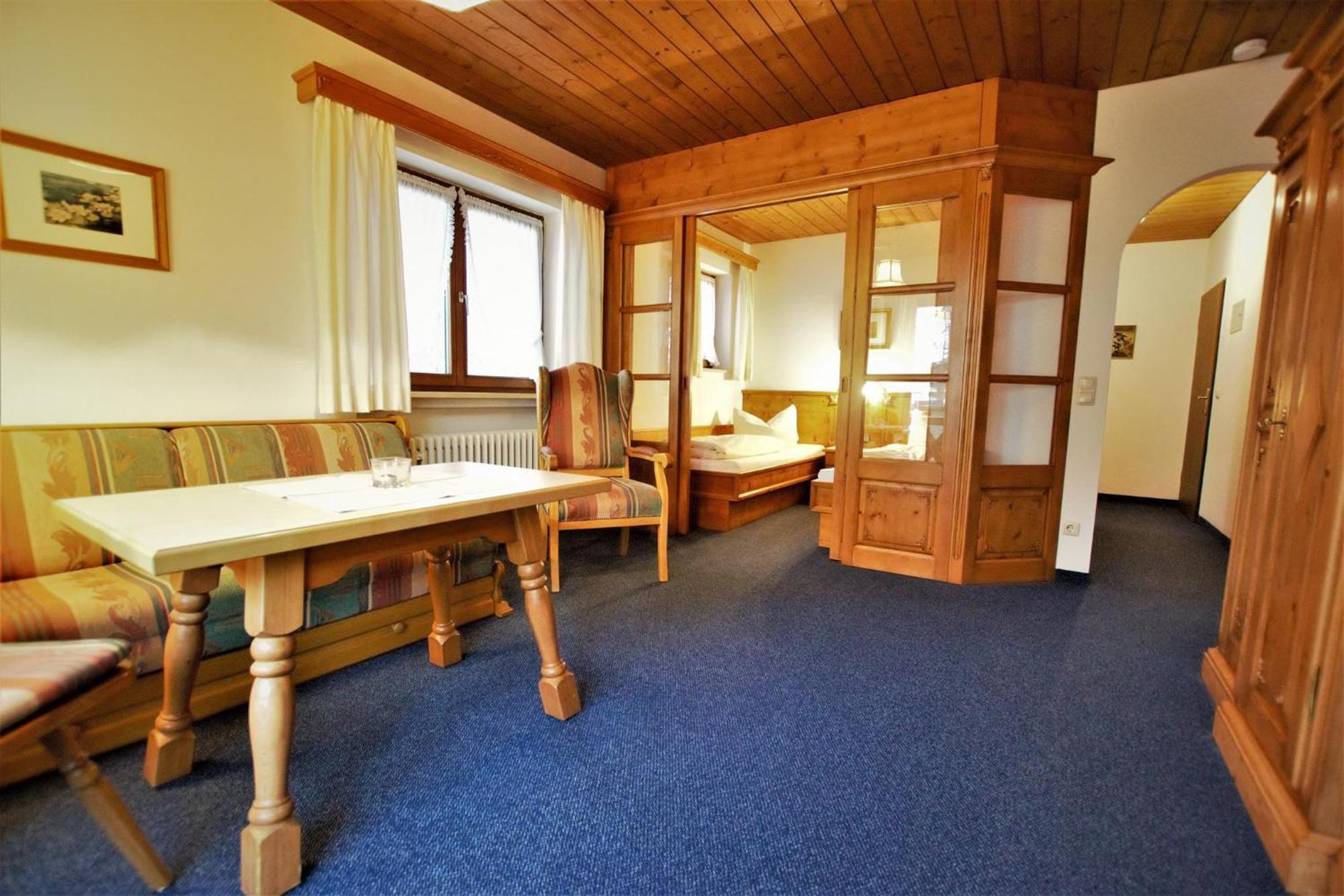 Ferienhaus Waldwinkl Hotel Grainau Quarto foto