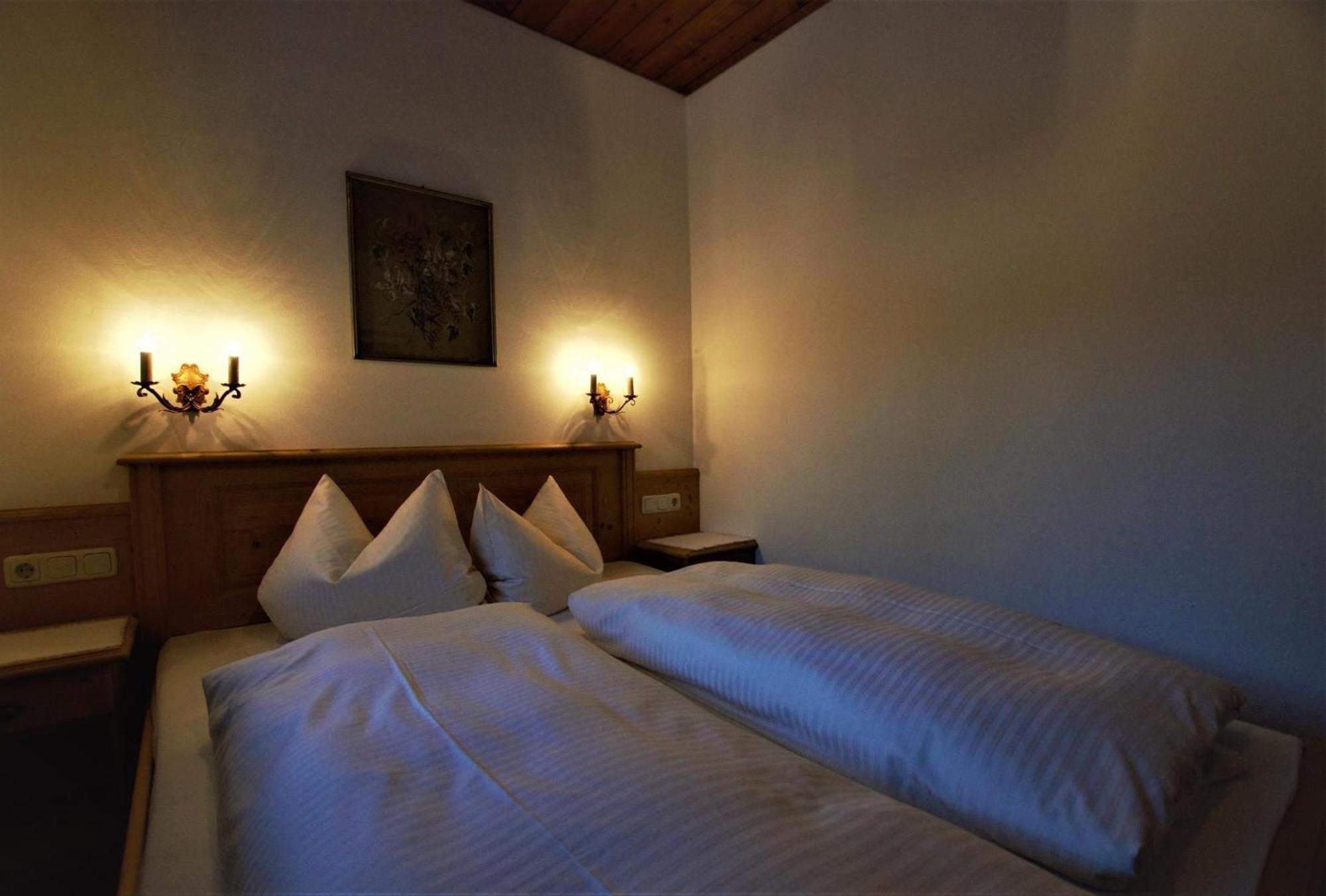 Ferienhaus Waldwinkl Hotel Grainau Quarto foto